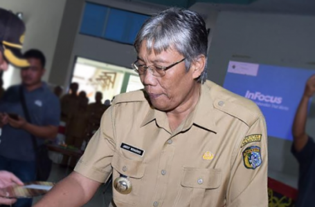 Bupati Sintang Ajak Pemuda Peduli Lingkungan