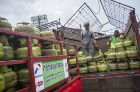 Harga elpiji tiga kilogram di Sintang capai Rp27 ribu /tabung