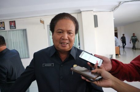 Sebagian Jalan di Sepauk Tempunak Rusak