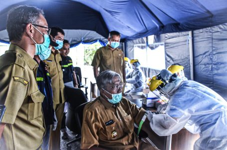 Jalani Rapid Tes, Bupati Sintang Negatif Covid 19