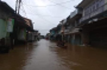 Banjir di Melawi Meluas