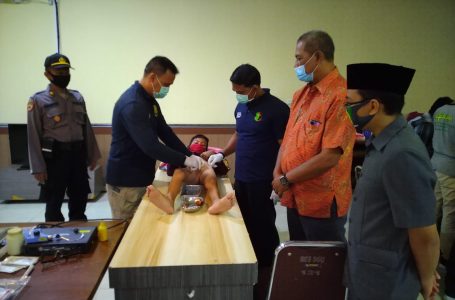 Gelar Sunatan Massal Gratis