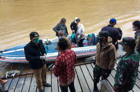 Distribusi Logistik Pilkada ke Ketungau Lewat Jalur Darat