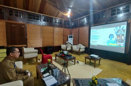 Sintang Komitmen Membangun Ekonomi Lestari