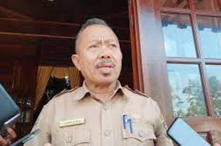 Tahun Ajaran Baru, Siswa di Sintang Masih Belajar Online