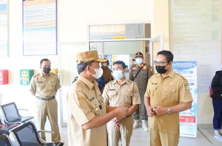 Wabup Sintang Sidak Penerapan Prokes di OPD Pelayanan