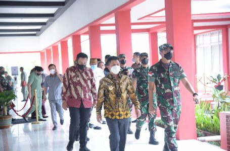 Pangdam XII Tanjungpura Pontianak Terus Pantau vaksin di Sambas
