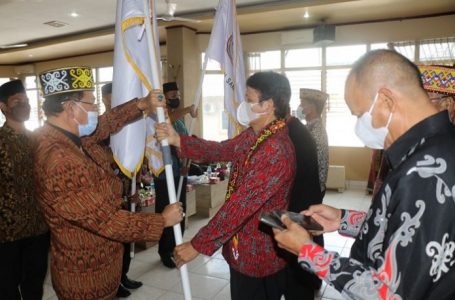 Wakot Harap Suku Dayak Beri Kontribusi Pada Daerah