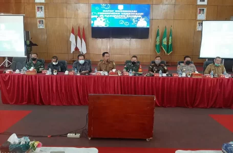 <strong>Pemda Sambas &nbsp;Gelar Rakor Percepatan Vaksinasi</strong>