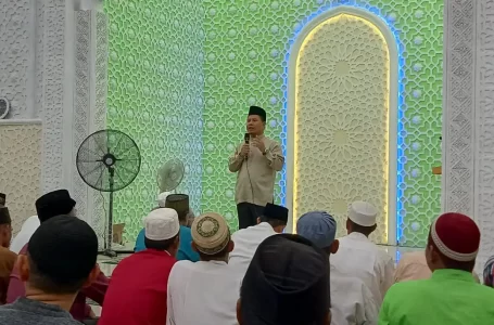 <strong>Masjid Jami’Alhuda Desa Mentibar Diresmikan</strong><strong></strong>