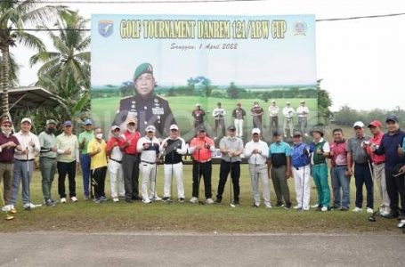 HUT Kota Sanggau, Danrem 121/ABW Gelar Turanamen Golf￼
