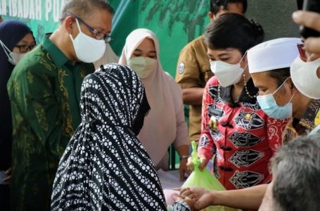 Pemprov Kalbar Gratiskan 1000 Paket Sembako di Singkawang