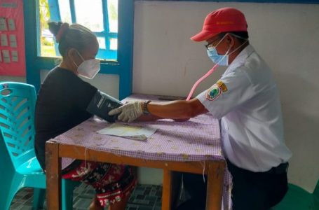 <strong>Nakes Puskesmas Suhaid Optimalkan Pelayanan Posbindu PTM</strong>
