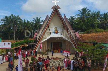 <strong>Gereja Katolik Santa Maria Stasi Diresmikan</strong>