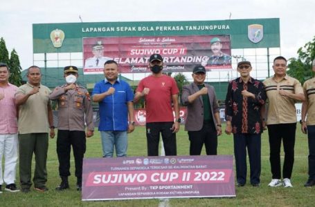100 Peserta Ikuti Turnamen Sepak Bola Sujiwo Cup II