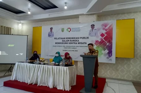 <strong>Bupati Satono Buka Pelatihan Komunikasi Publik</strong>