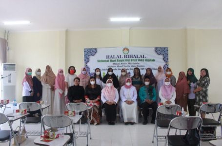 Dharma Wanita Persatuan Sekadau Gelar Halal Bihalal
