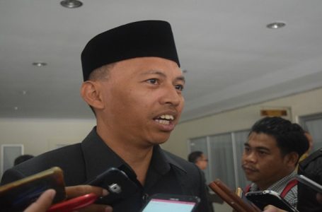 Dewan Sintang Siap Selalu Perjuangkan Usulan Pembangunan