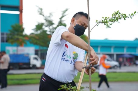 Edi Kamtono Tinjau Kondisi Pohon di Jalan Ahmad Yani