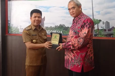 Jenderal RI Kuching Lakukan Kunker Ke Sambas
