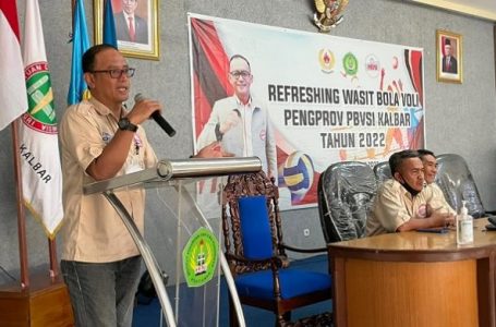 PBVSI Kalbar Gelar Refreshing Wasit Bola Voli