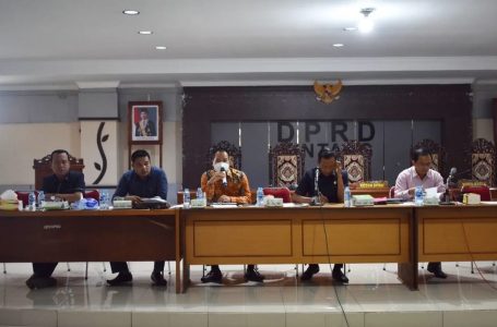 Dewan Sintang Sikapi Minimnya Bagi Hasil Plasma