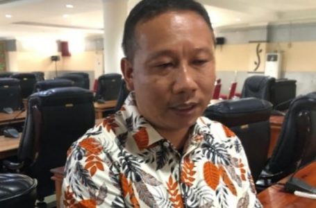 Legislator Sintang Minta Perusahaan Sawit Bantu Perbaiki Jalan