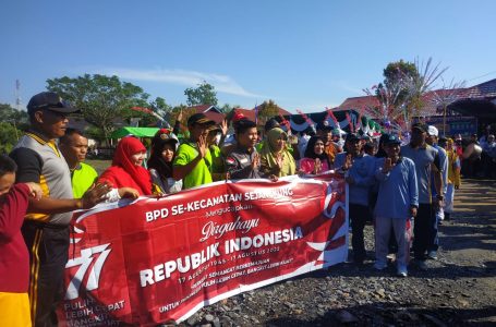 Pemkab  Kecataman Sejangkung Gelar Pawai