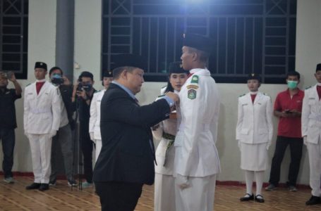 &nbsp;<strong>32 Paskibraka Kabupaten Sekadau Dikukuhkan</strong>