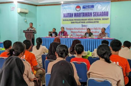 IWAS Sosialisasi Penggunaan Medsos Sehat dan Pelatihan Jurnalistik