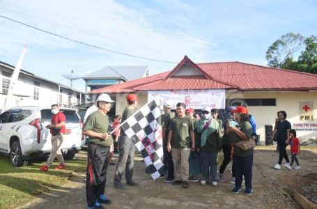 Peringati HUT PMI, Wabup Melepas Peserta Jalan Santai