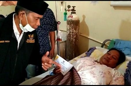 Baznas Kalbar dan Singkawang Berikan Bantuan Pada Korban Banjir