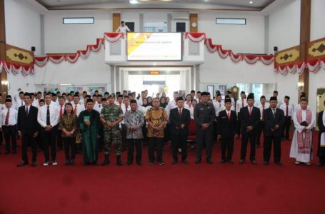 Pelantikan dan Bimtek Panwaslu Kapuas Hulu Sukses Digelar
