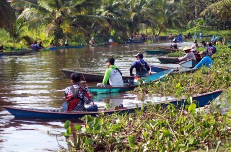Bupati Tutup Lomba Mancing di Sungai Berembang