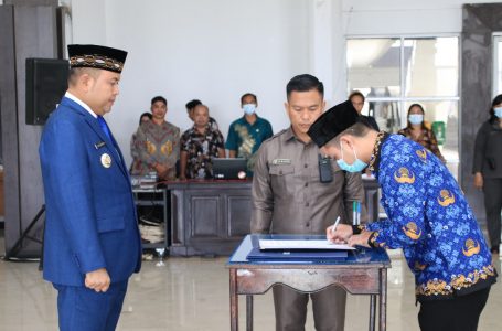 166 PNS Pemkab Melawi Lakukan Pengambilan Sumpah Janji