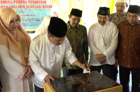 Pondok Pesantren Hidayatush Sholihin Diresmikan