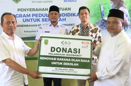 Indomaret dan Lazisnu Serahkan Donasi