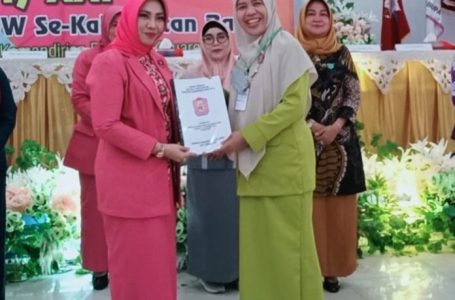 Istri Handayani  Sampaikan Progja GOW