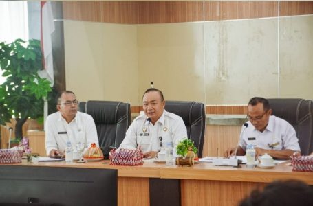 Jalan Sungai Kelik Rayap Masih Terendam Banjir