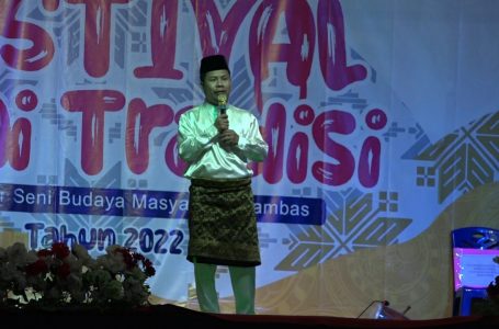 Bupati Tutup Festival Seni Tradisi di Mensere