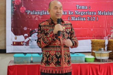 Bupati Landak Hadiri Acara Natal Bersama