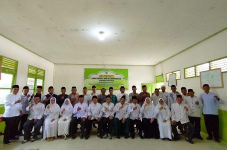 Ketua MUI Kabupaten Sekadau Dilantik