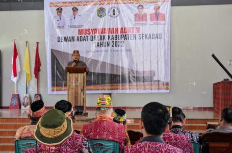 Musyawarah Adat ke V DAD Kabupaten Sekadau Resmi Dibuka