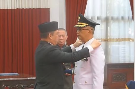 Sumastro Resmi Jadi Penjabat Wali Kota Singkawang