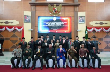 Pejabat Pimpinan Tinggi Pratama Kapuas Hulu Dilantik