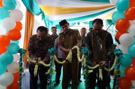 Wabup Hadiri Grand Opening BSI KCP Putussibau