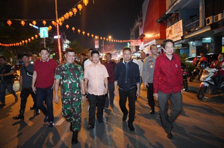 Malam Imlek, Arus Kendaraan  di Pontianak Terpantau Aman