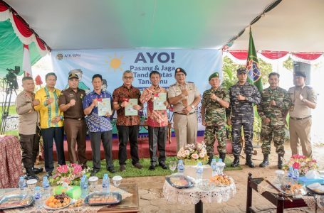 Wabup Terima 58 Sertifikat Aset Pemda Ketapang