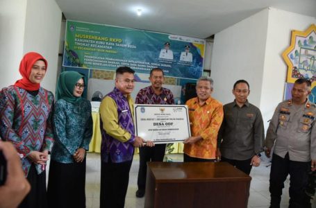 Bupati Minta Pemkab Fokus Arah Kebijakan di Kubu Raya