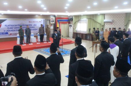 88 orang Pejabat dilingkungan Pemda Sekadau Resmi Dilantik